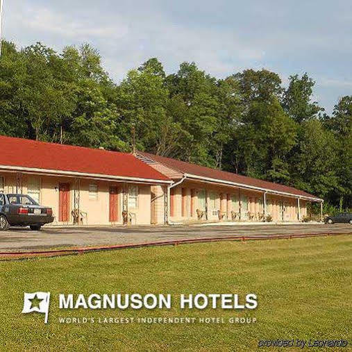 Motel 22 Mapleton Depot Хантингдон Экстерьер фото